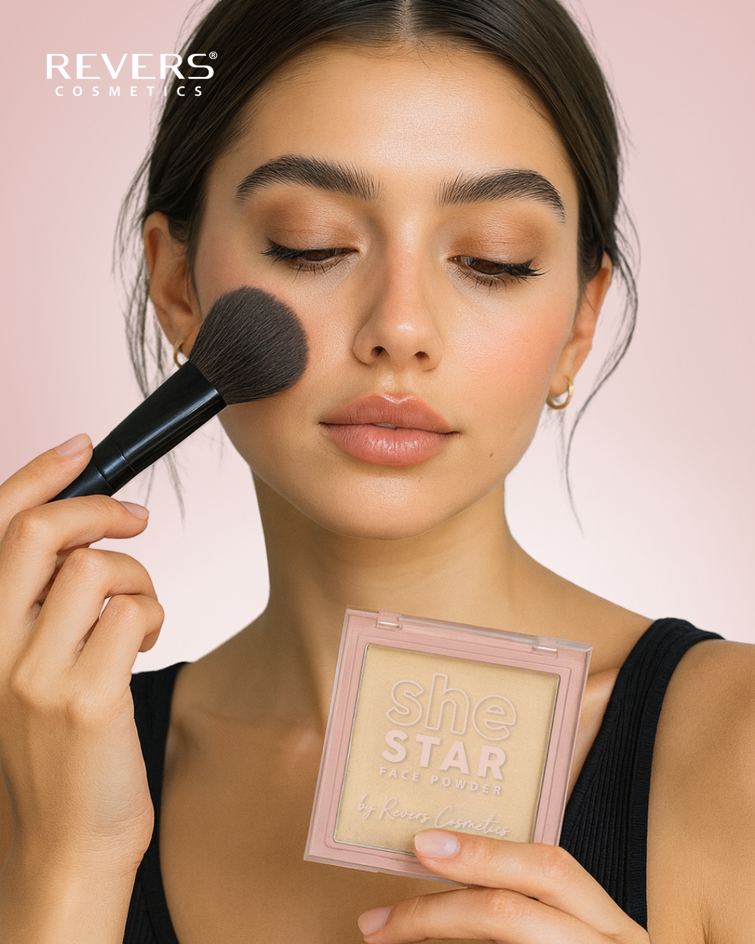 Puder do twarzy Revers SHE STAR 02 Vanilla - obrazek 2